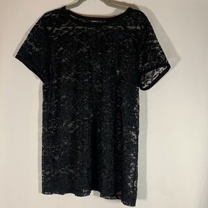 Torrid Black Floral Lace Top NWT